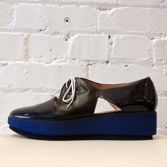 Navy patent leather shoes with lightweight crepe sole. As new!