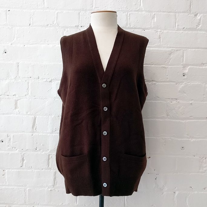 Pure cashmere vest with pockets. Original price tags still on!
