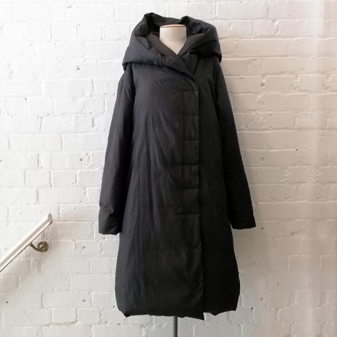 Black down double-breasted wind coat, fully lined.