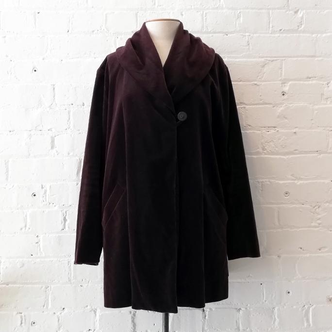 Vintage velvet swing jacket with shawl collar, fully lined.