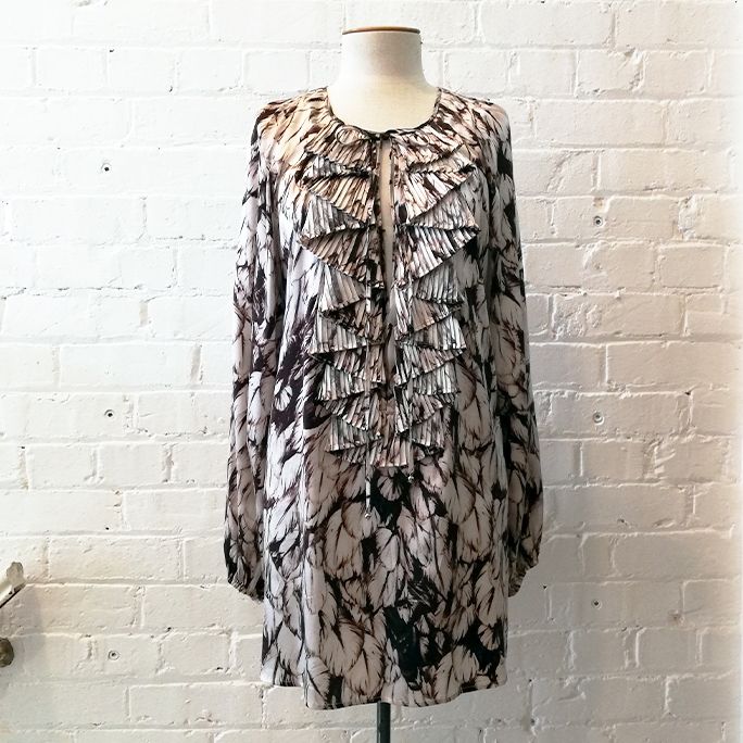 Stretch silk long shirt with frill front.