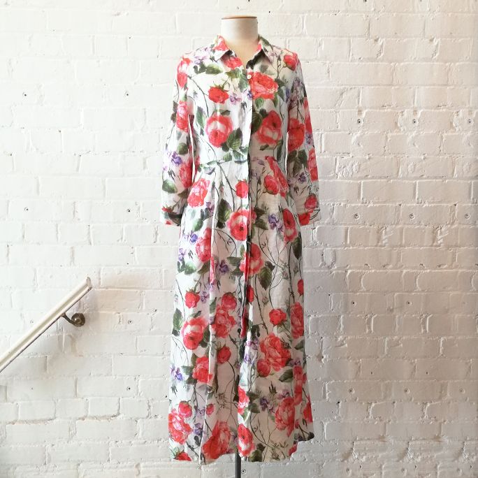 Linen floral shirt dress with 3/4 sleeve.