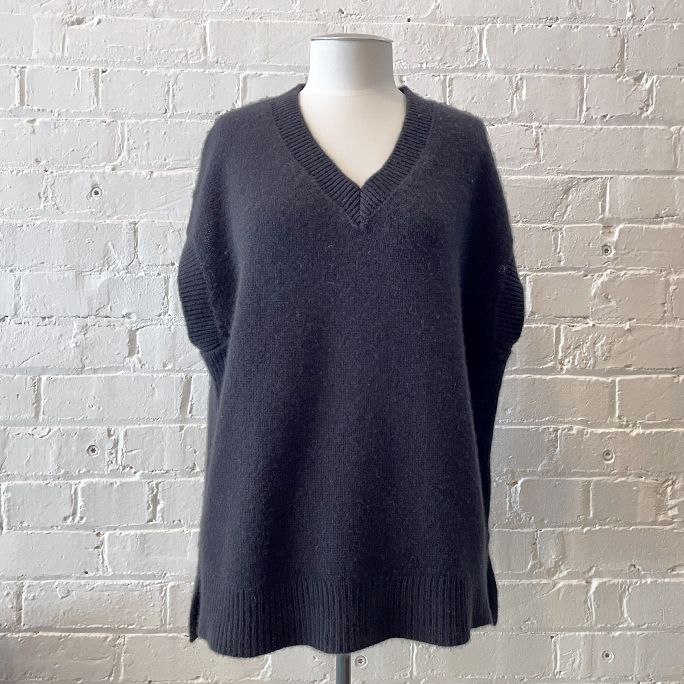 100% cashmere oversize v-neck "Anya" vest. Original price tags still on!