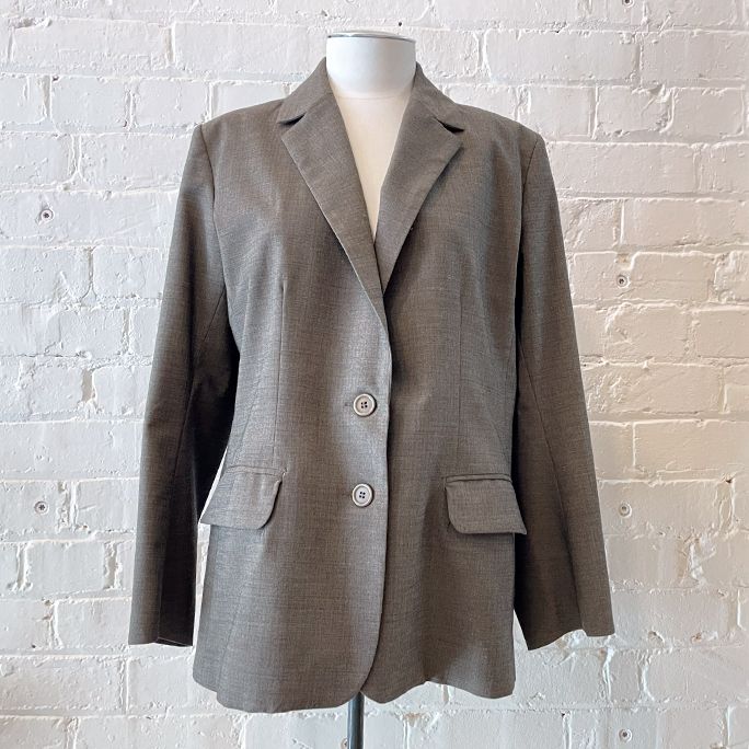 Wool mix tailored jacket, fully lined.